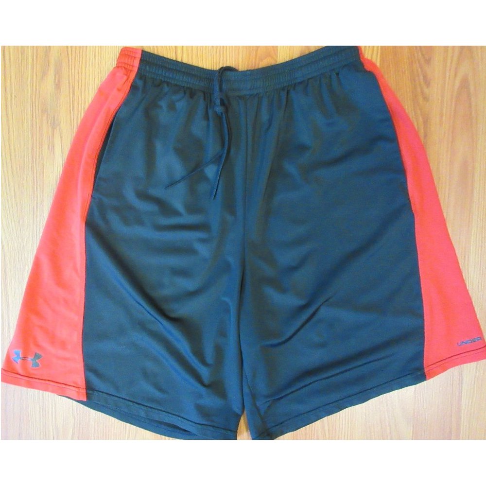 UNDER ARMOUR POLYESTER ATHLETIC SHORTS RED